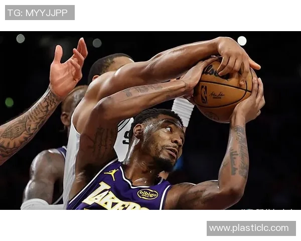 篮网主场惜败湖人,三连败后的困境与反思 篮网主场惜败湖人,三连败后的困境与反思